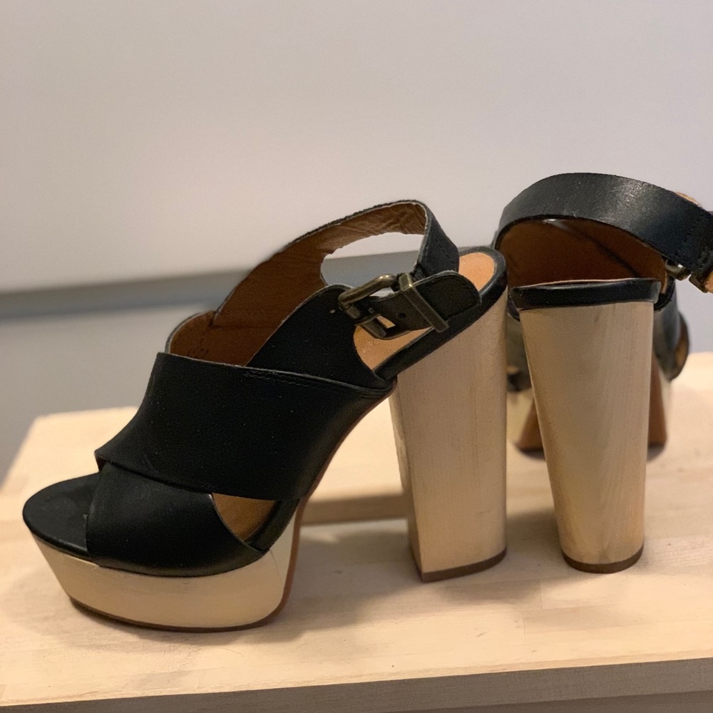 Seychelles Women’s Platform Heels Size 6